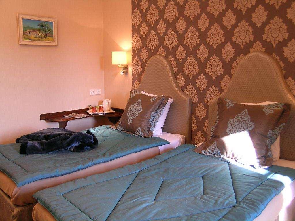 Cit'Hotel Sphinx - Hotel Montélimar Стая снимка